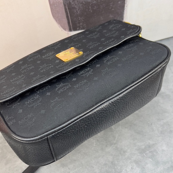 🌵MCM Black Crossbody Bag🌵 - Picture 11 of 15